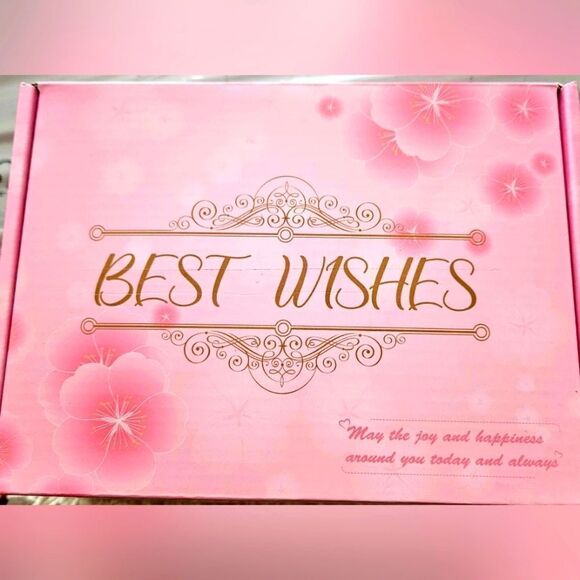 gifts Basket - Picture 5 of 9